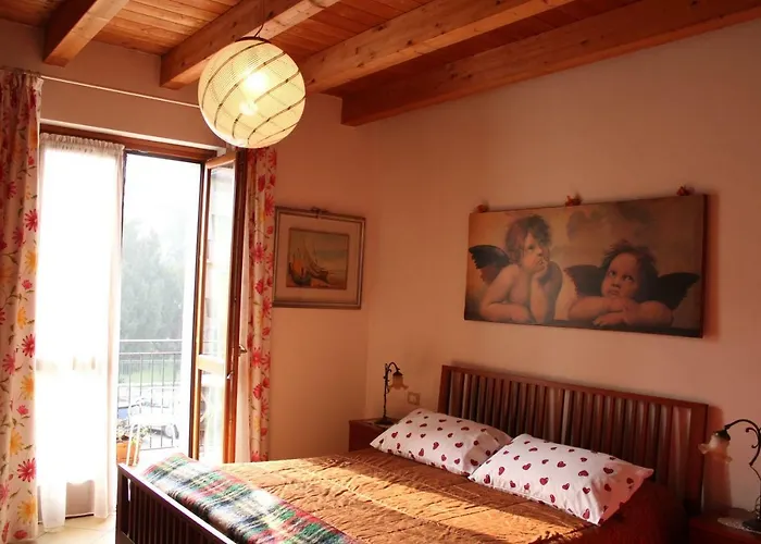 Lucy Bed & Breakfast