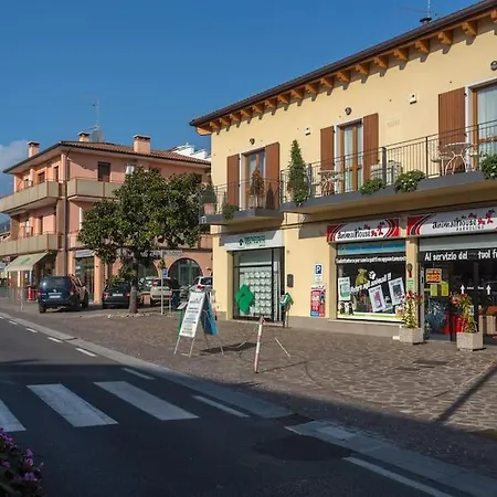 Lucy 3* Bardolino