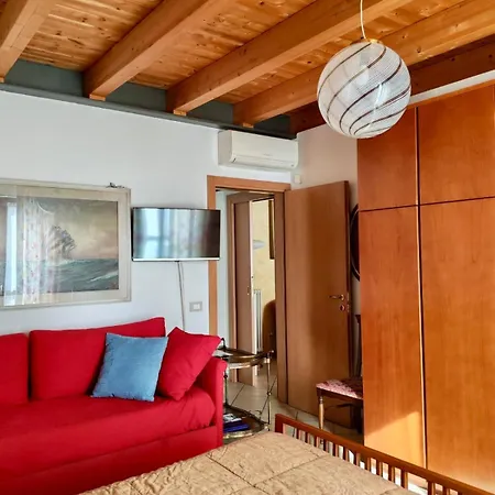 Bed & Breakfast Lucy Bardolino
