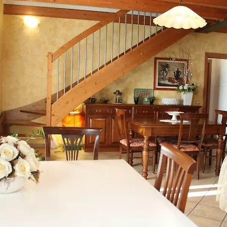 Lucy 4* Бардоліно