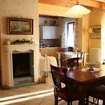Lucy 4* Bardolino